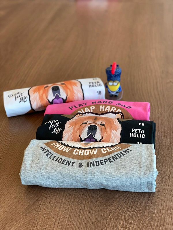 Brown Chow Chow Unisex T-shirt