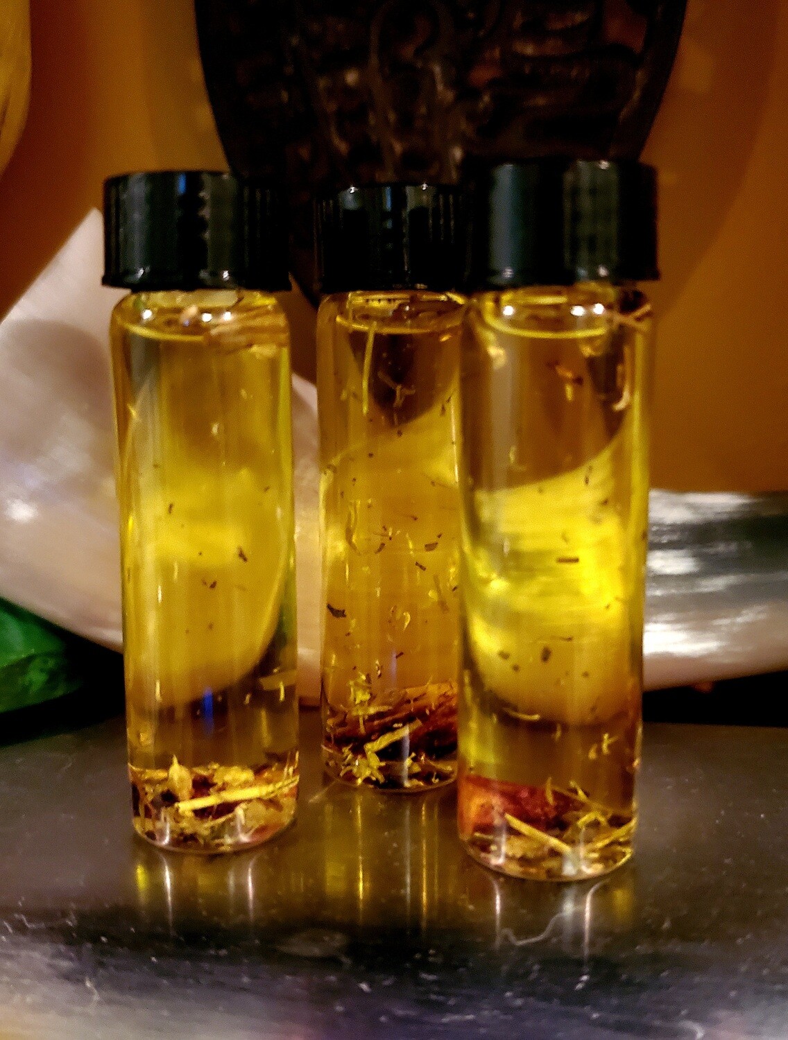 Money Stay with Me Conjure Oil