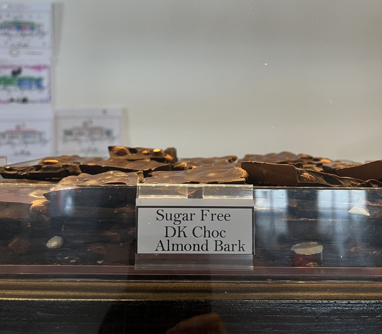 Sugar-Free Almond Bark (Dark Chocolate)