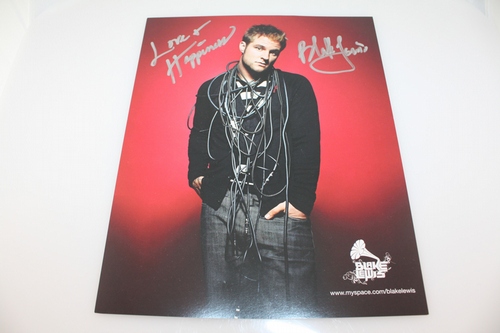 Blake Lewis Autographed 8x10 Glossy Photo