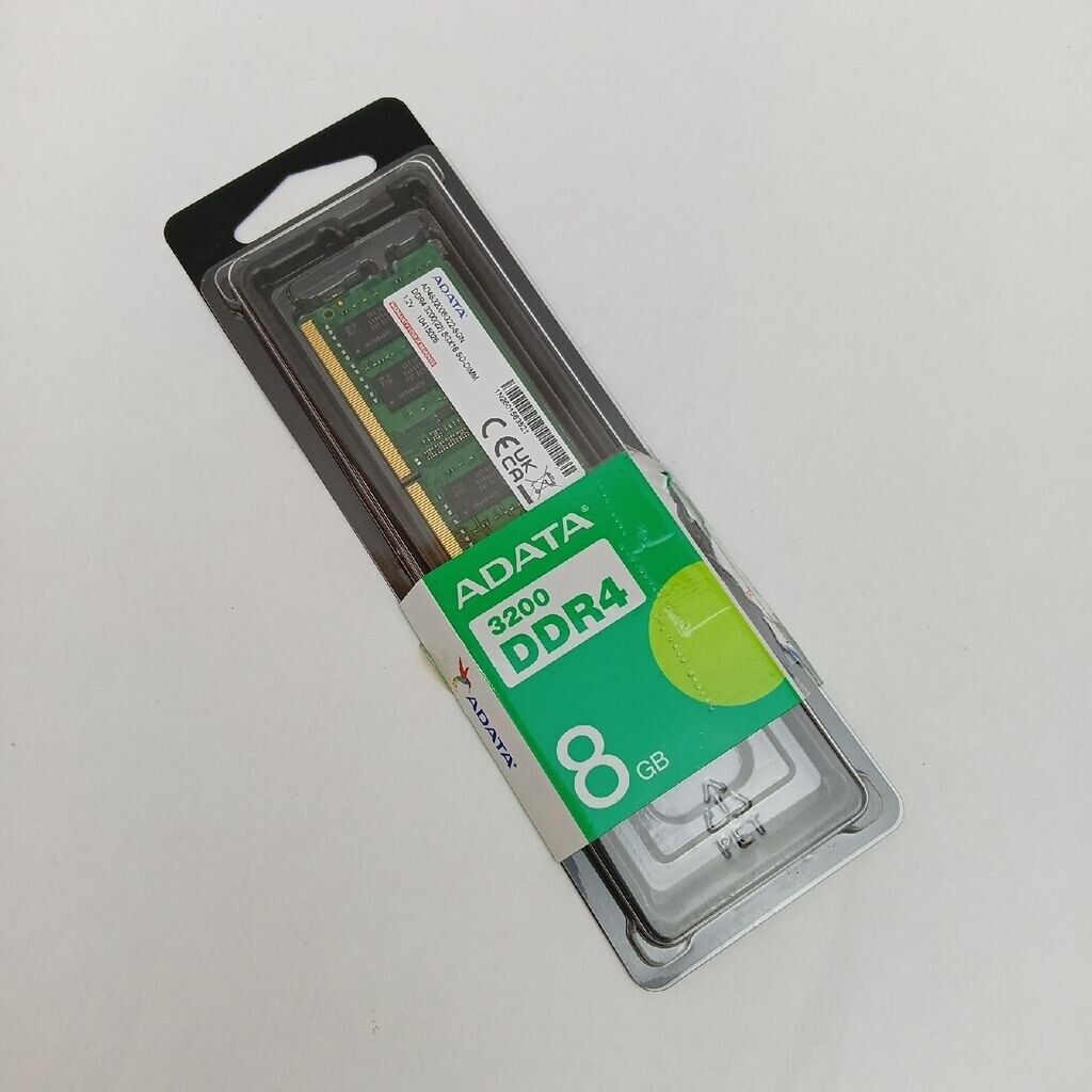 ADATA 8 Go DDR4-3200 CL22 (AD4S32008G22-SGN)