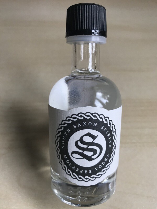 Miniature Molasses Vodka ABV 40% vol 50ml