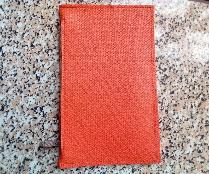 Hand purse