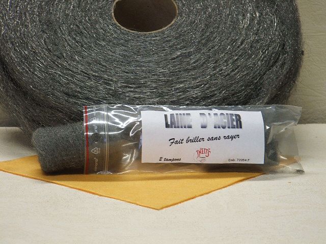 LAINE D'ACIER