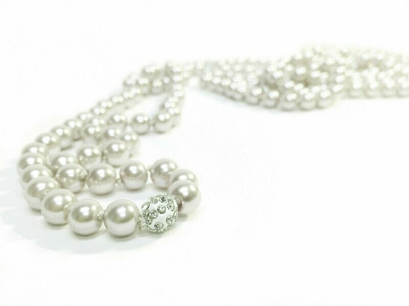 Necklace Pearls with Shamballa Crystals White
