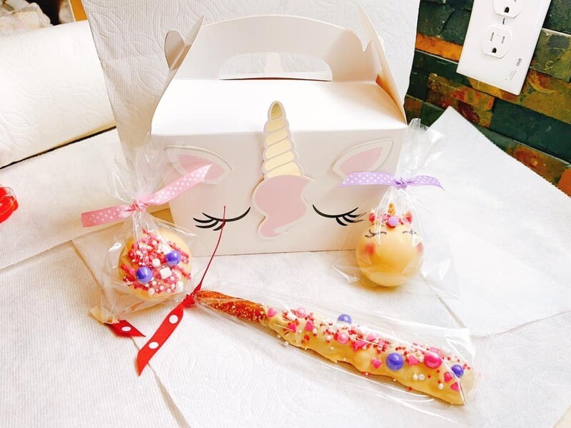 Unicorn 2-Cocoa Bombs &amp; Pretzel Bundle