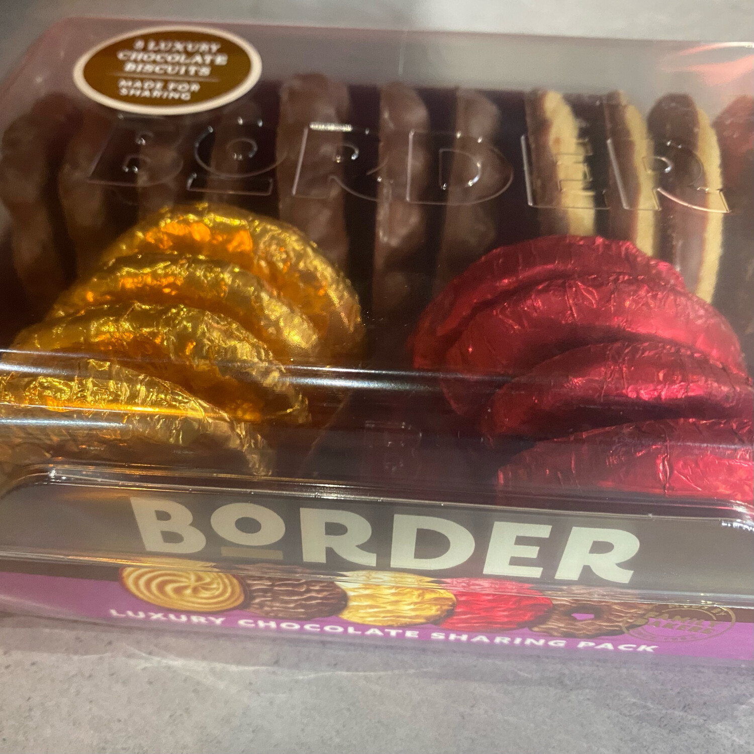 Border luxury chocolate biscuits