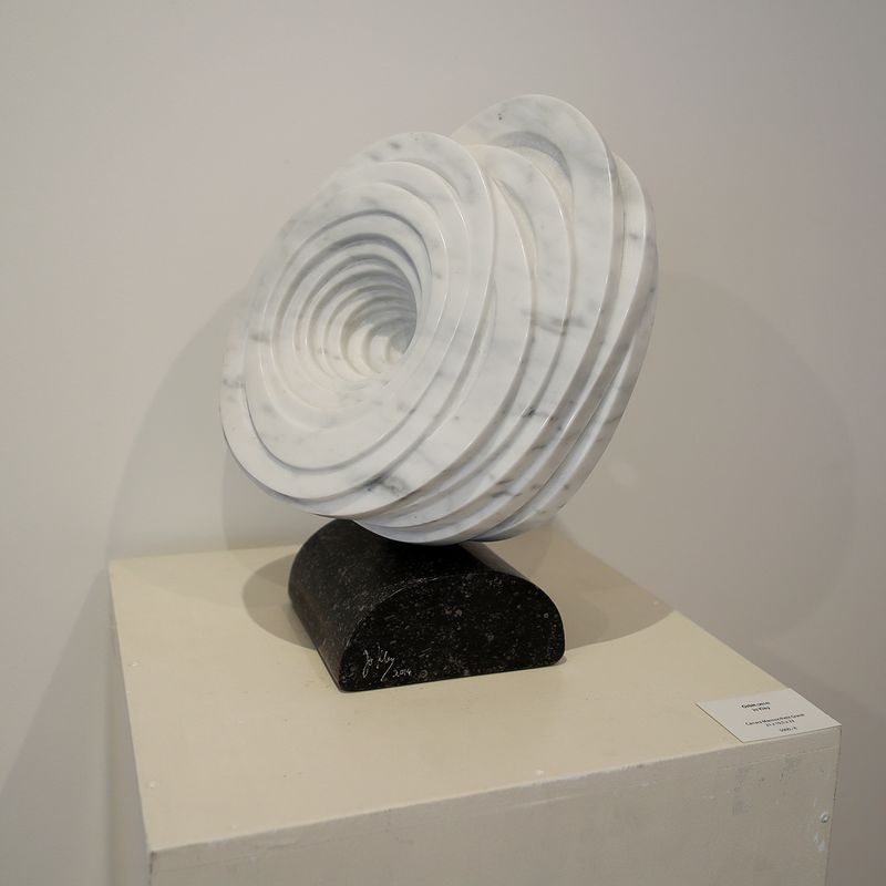 Jo Kley - Orbit - 2014 - Carrara Marmor/Petit Granit