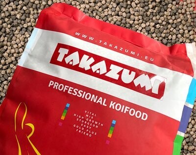 Koi Futter