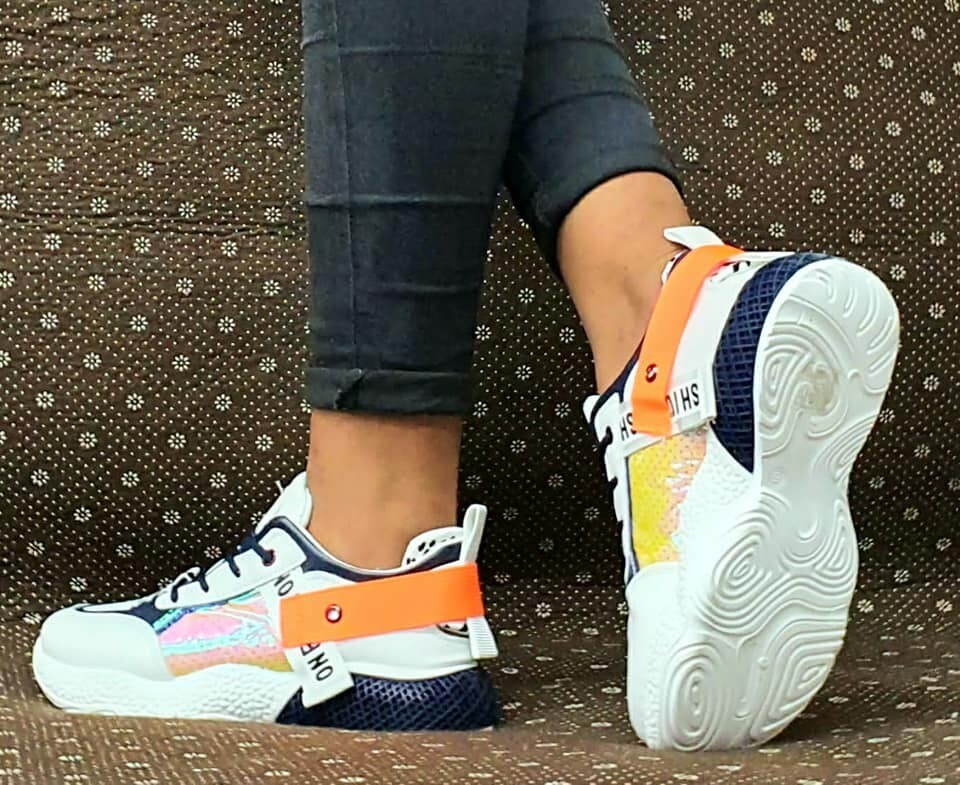 Ladies Takkies &amp; Sneakers