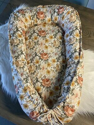 Babynest vintage flower