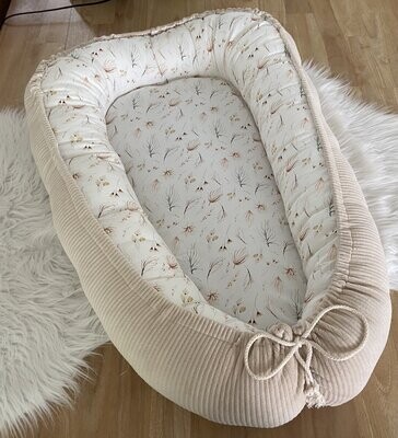 Babynest Bohemian wild flowers rib velvet
