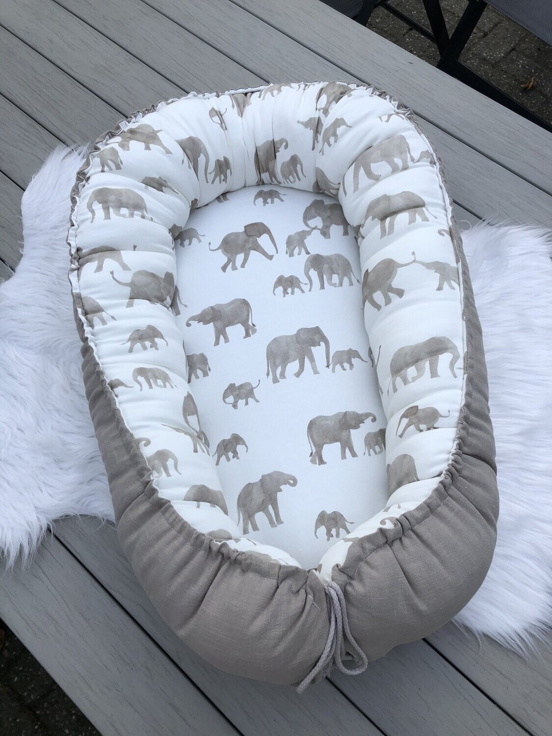 Babynestje olifantjes taupe  linnen