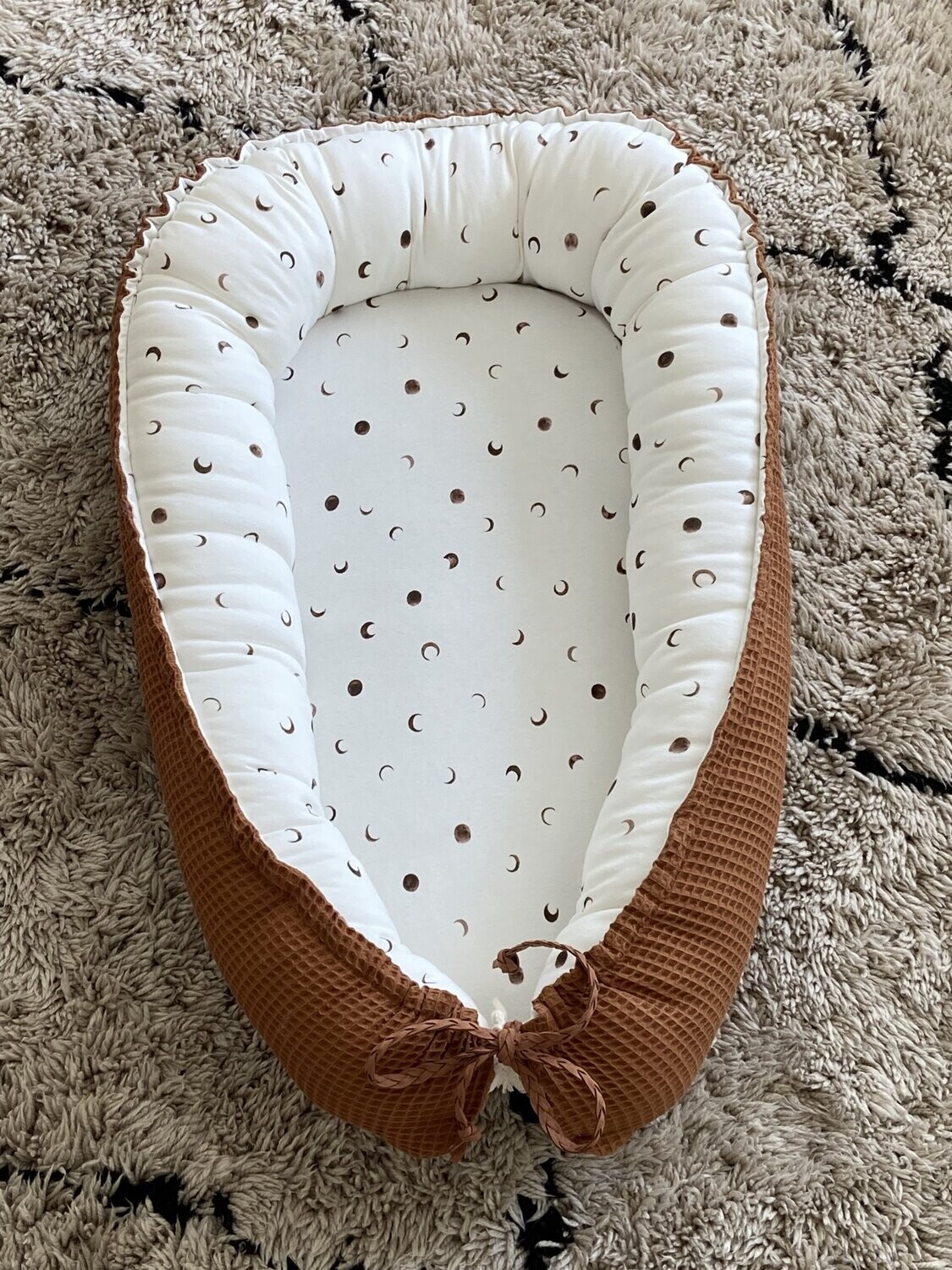 Babynest over the moon sienna