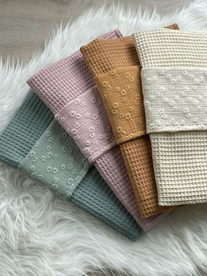 Zomerdeken wafelkatoen Big flower embroidery