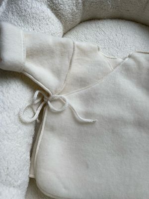 Wollen newborn baby vestje fleece naturel