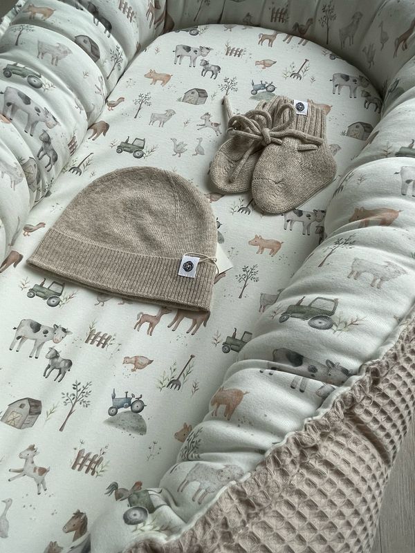 Set Baby newborn sokjes en mutsje - merinowol garlic