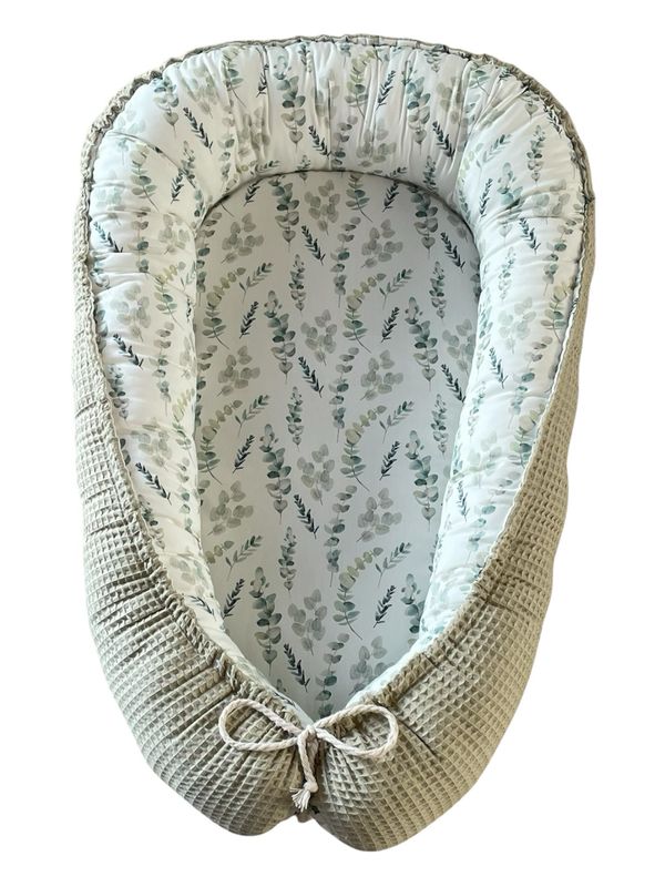 Babynest eucalyptus olijf
