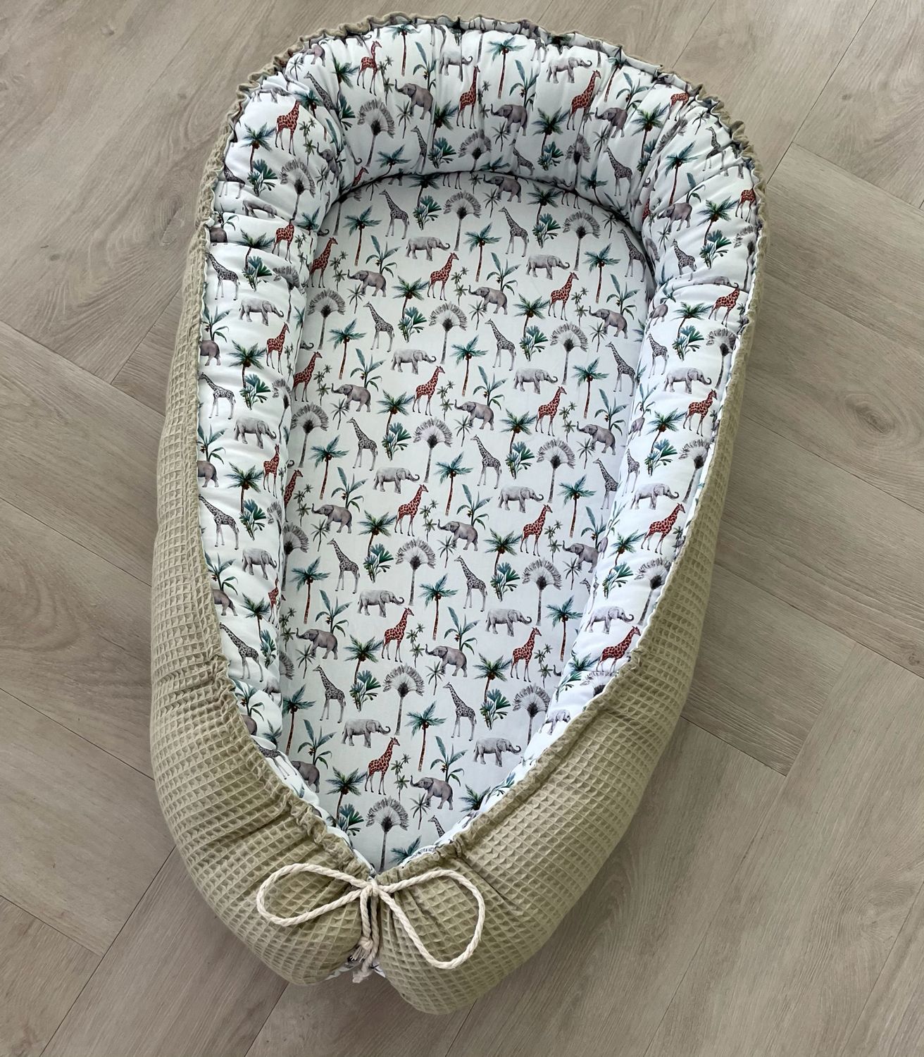 Babynest wild animals