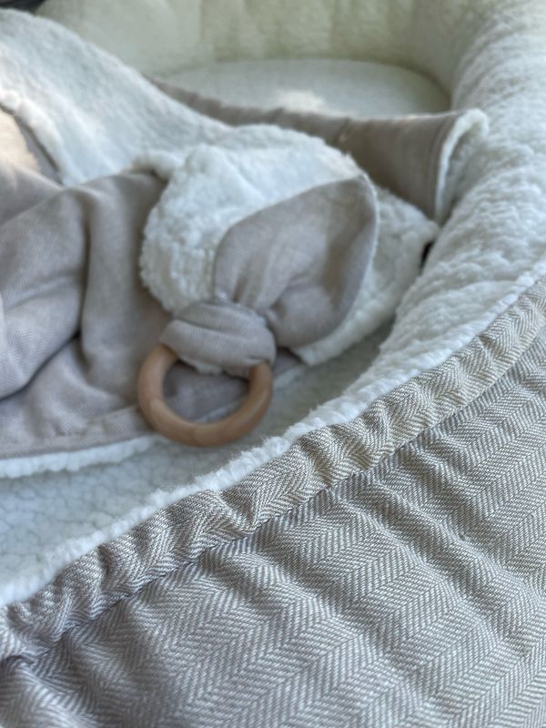 Babynestje herringbone linnen de luxe