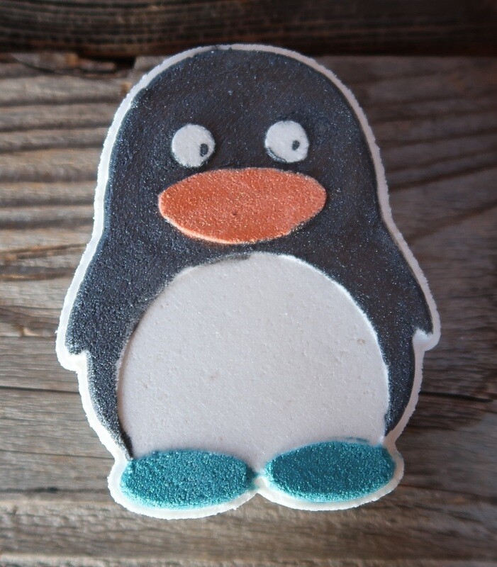 Penguin Foaming Bath Bomb