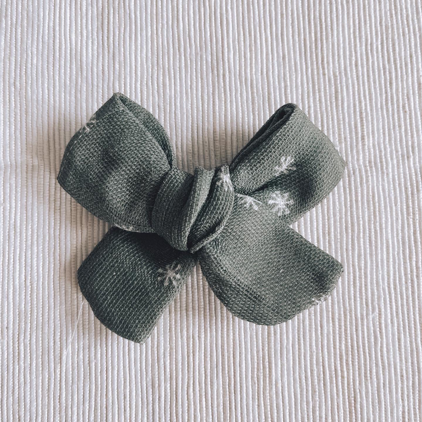 Holiday Snowflake Bow