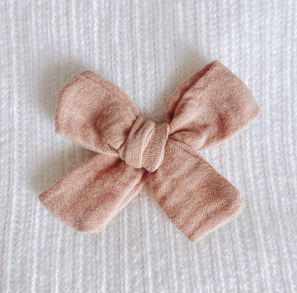 Peach Bow