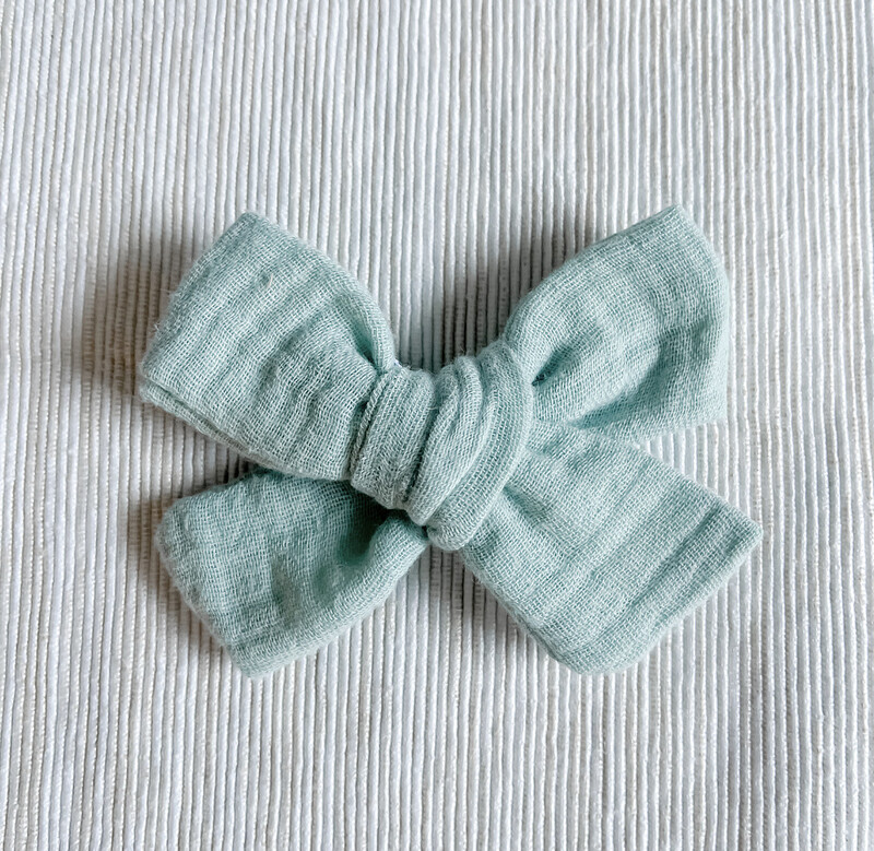 Mint Bow