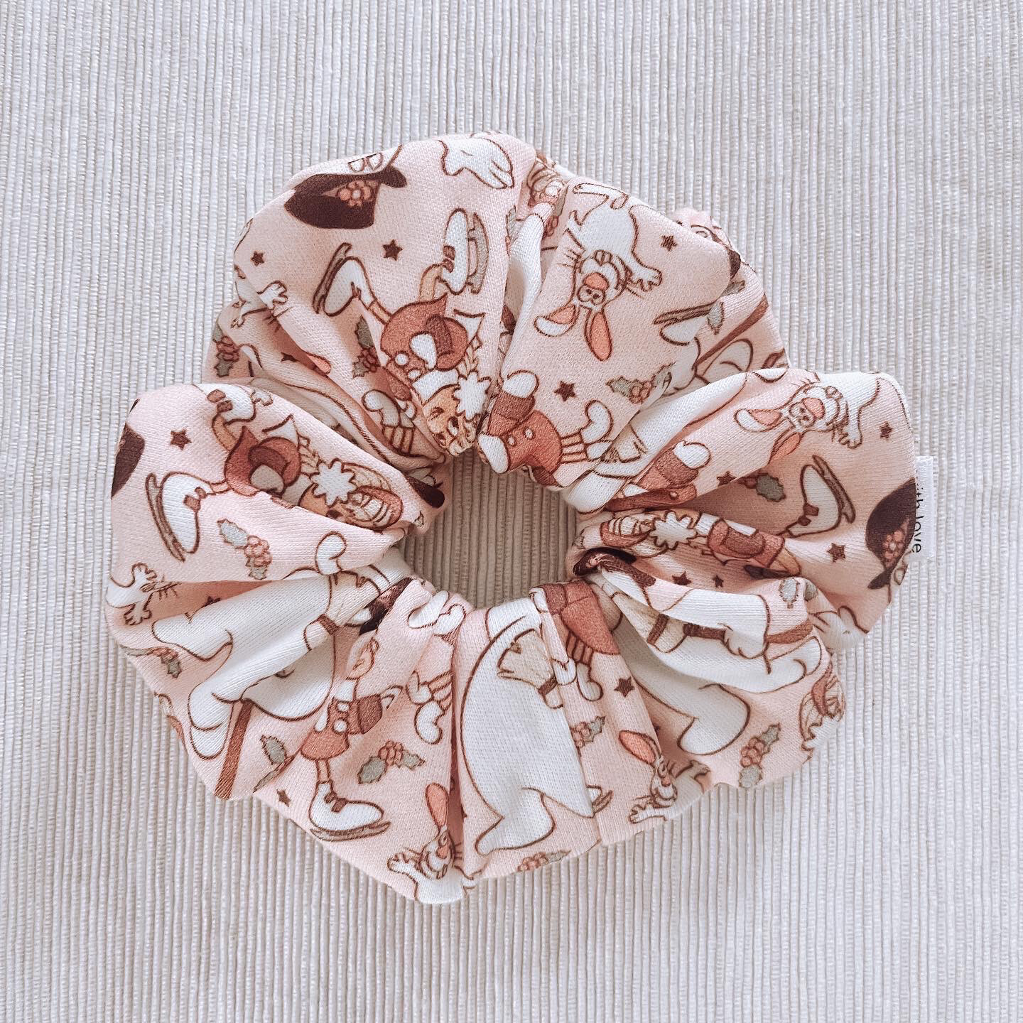 Holiday Frosty Scrunchie