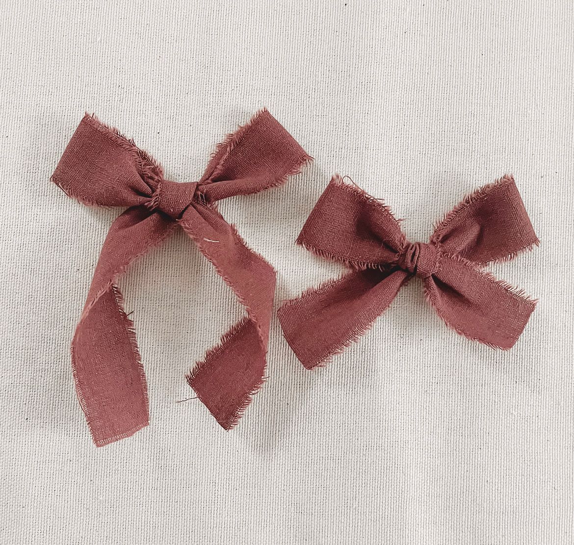 Brown Unfinished Edge Bow