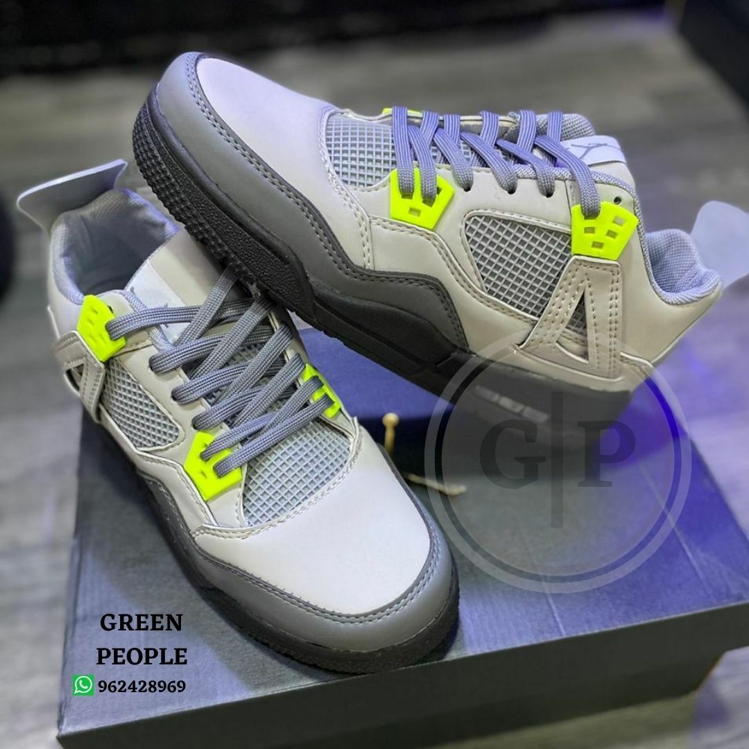 Jordan retro 4 Gris verde fosforescente