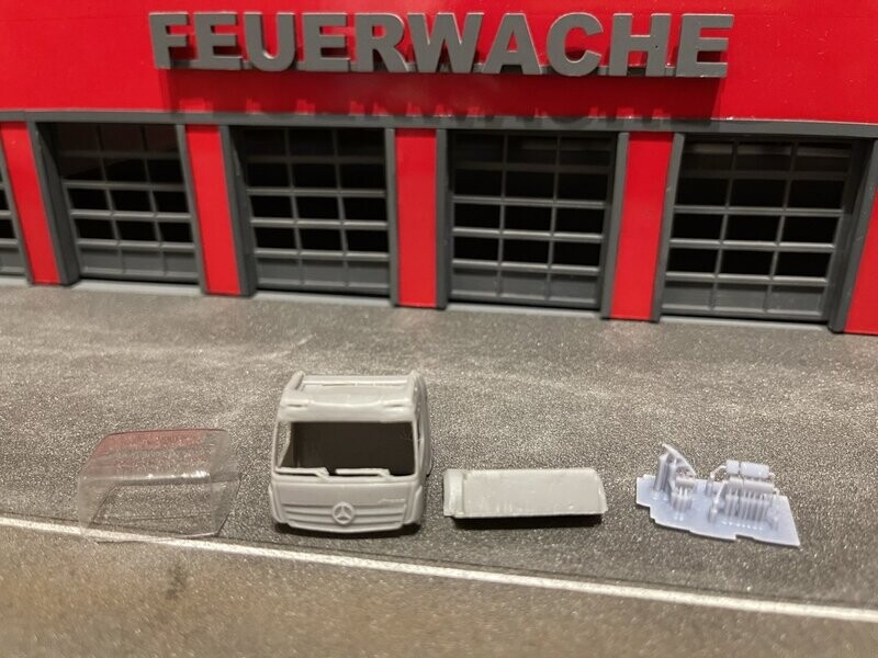MB Atego mit Rosenbauer AT3 Facelift Dachmodul MB Atego mit Rosenbauer AT3 Facelift Dachmodul