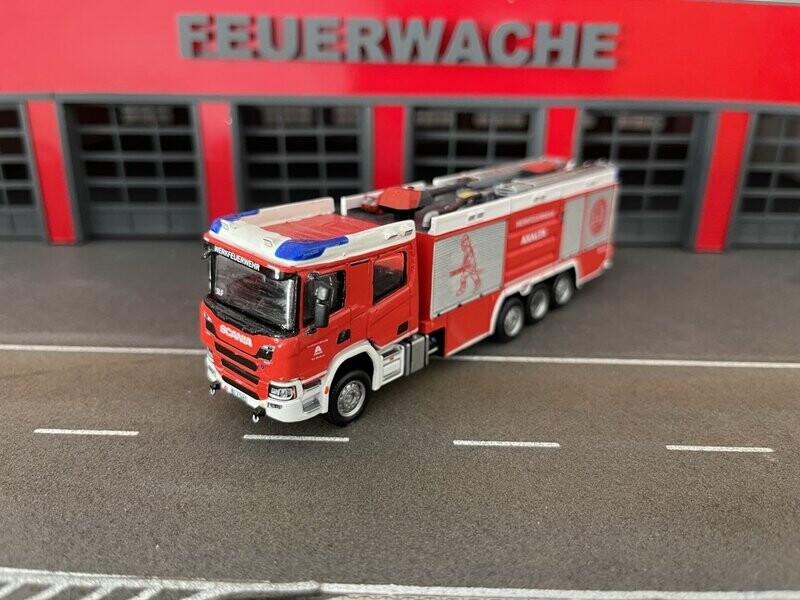 Komplettbausatz: Rosenbauer SLF/HSLF nach Vorbild: Werkfeuerwehr Axalta