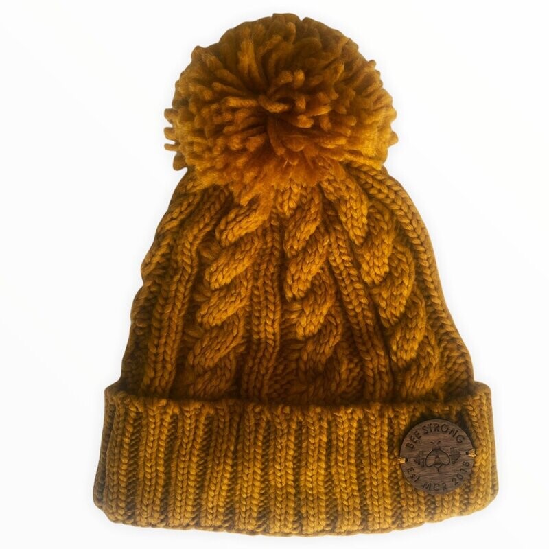 CABLE KNIT BOBBLE HAT MUSTARD