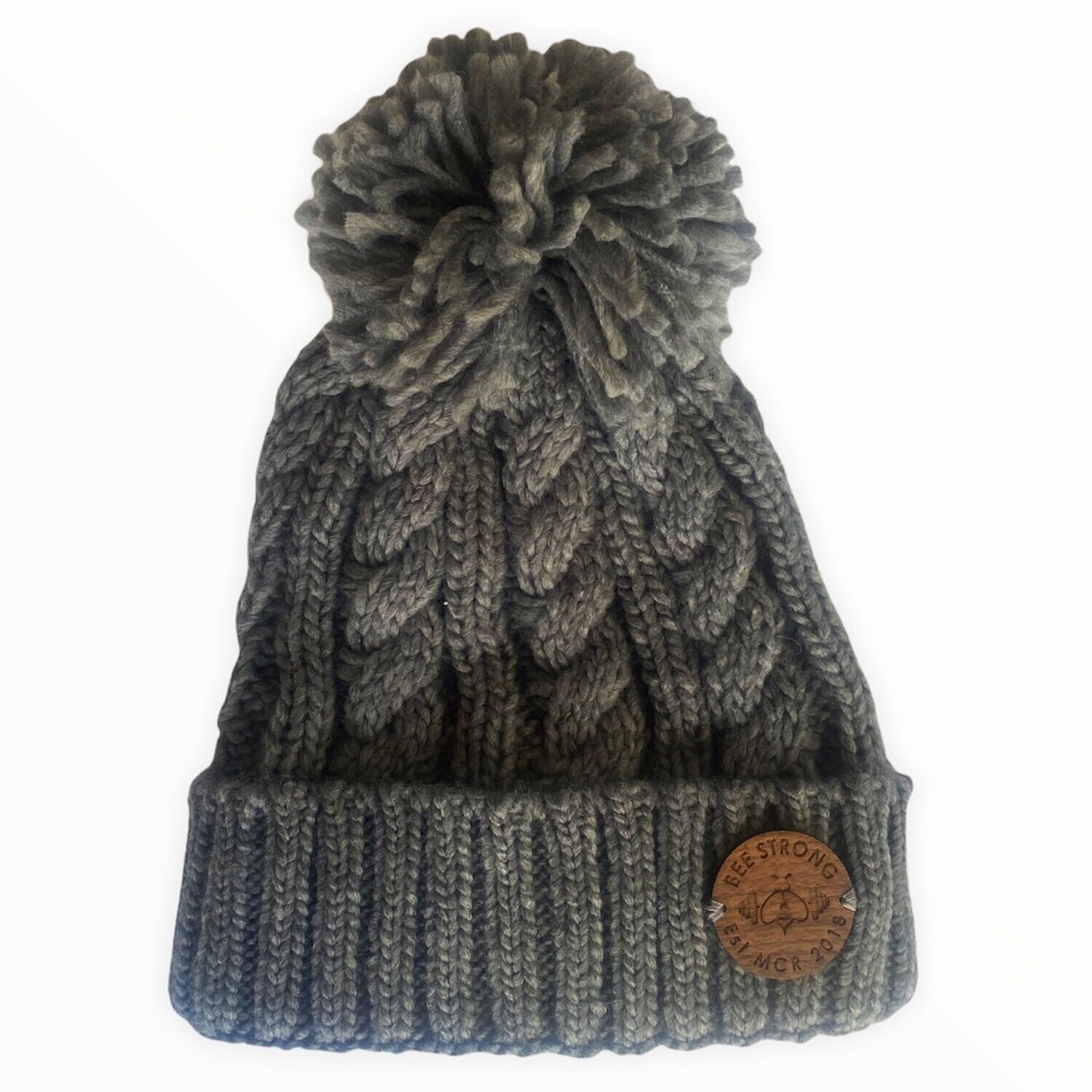 CABLE KNIT BOBBLE HAT GREY