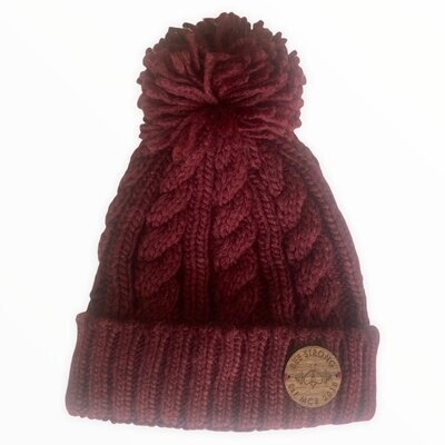 CABLE KNIT BOBBLE HAT BURGUNDY