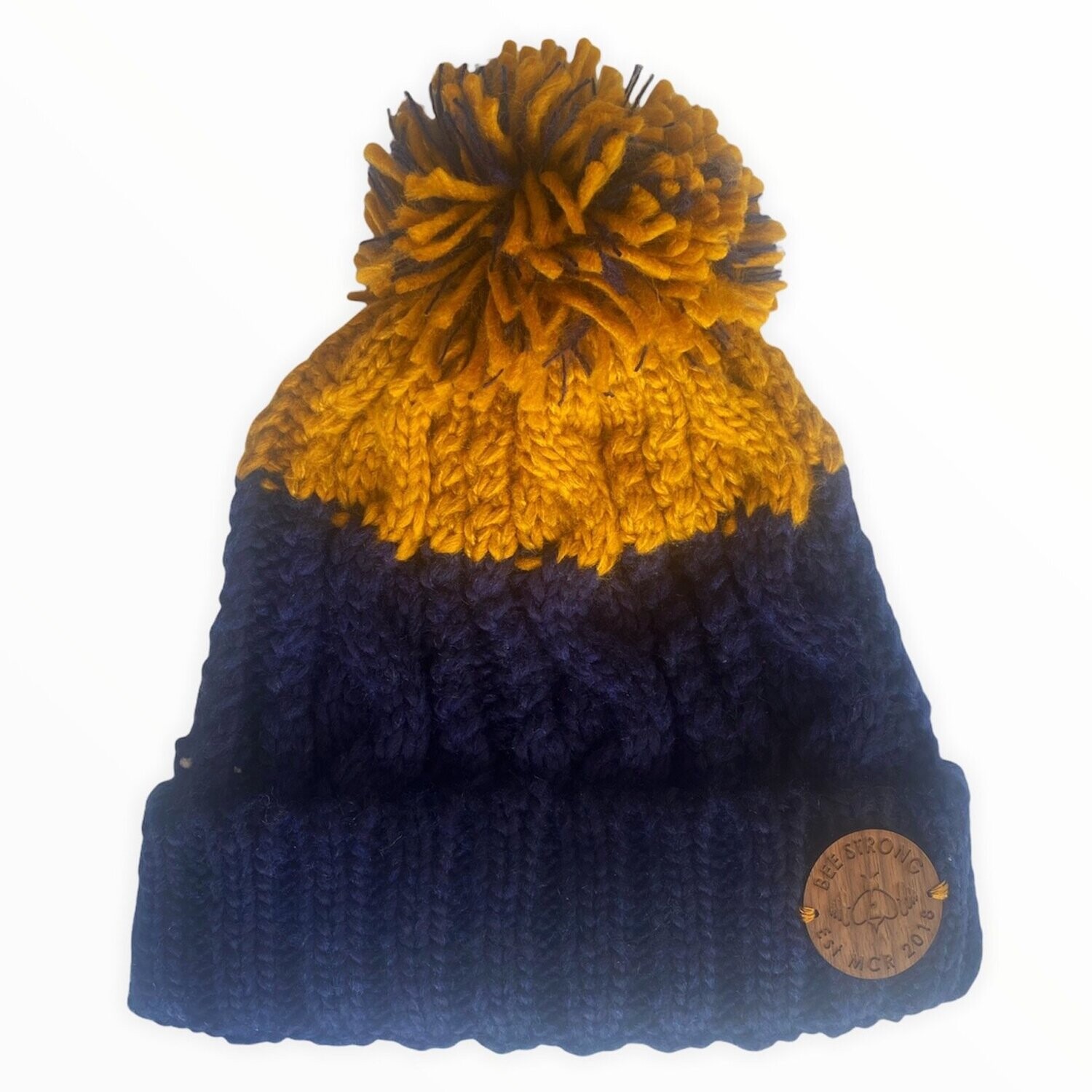 APRES BOBBLE HAT NAVY & MUSTARD