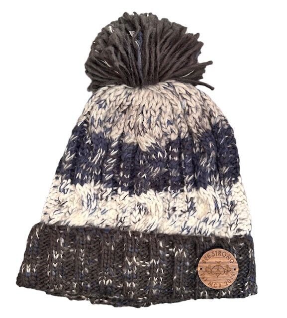 CORKSCREW BOBBLE HAT ARTIC