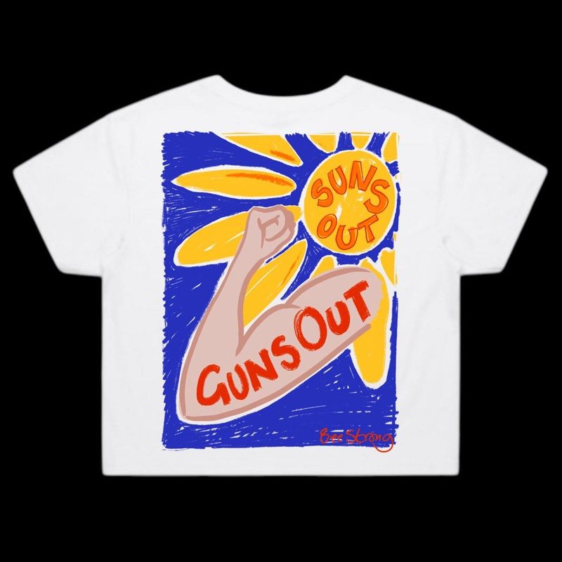 SUNS OUT GUNS OUT  - CROPPED TEE