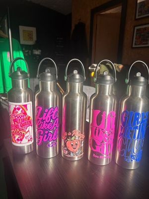 DRINKS BOTTLE - SILVER