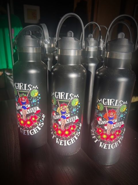 DRINKS BOTTLE - TATTOO GIRL DRINKS BOTTLE - TATTOO GIRL