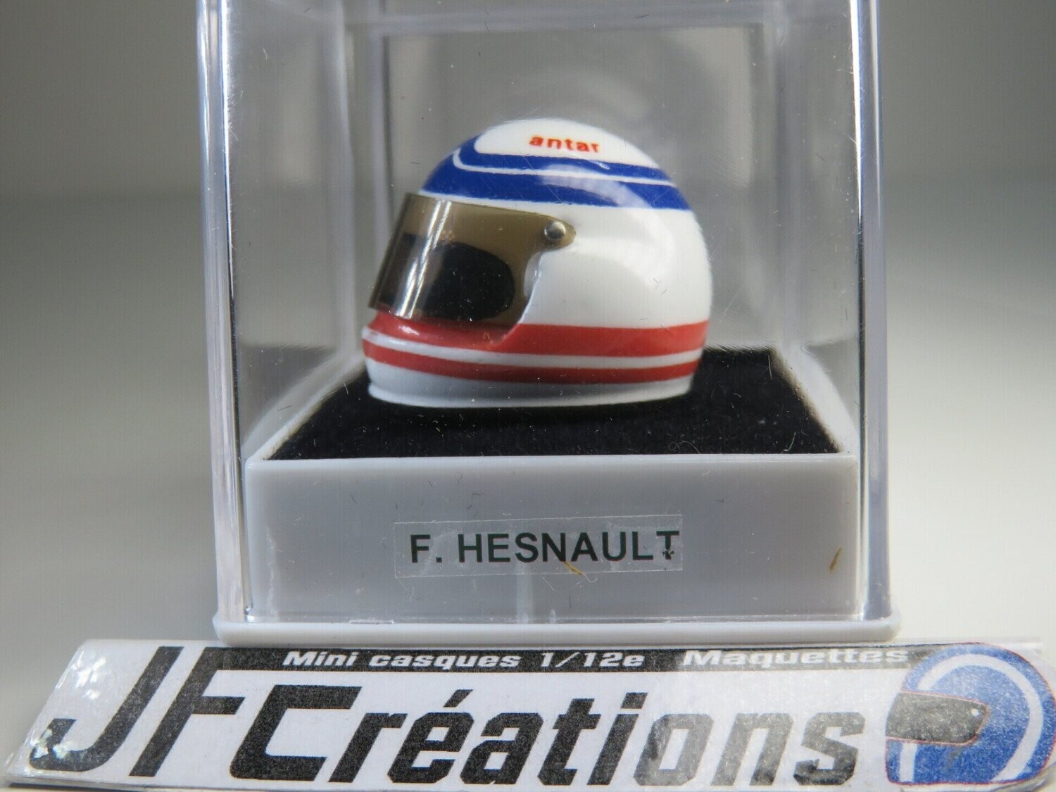 HESNAULT F.