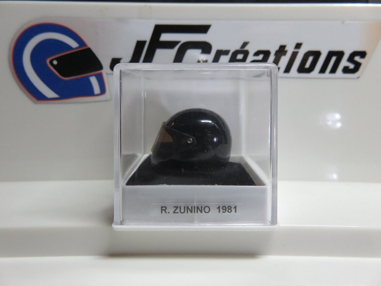 ZUNINO R. 1981
