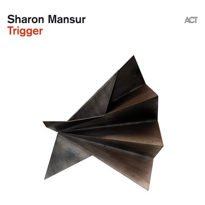 Mansur, Sharon 'Trigger '