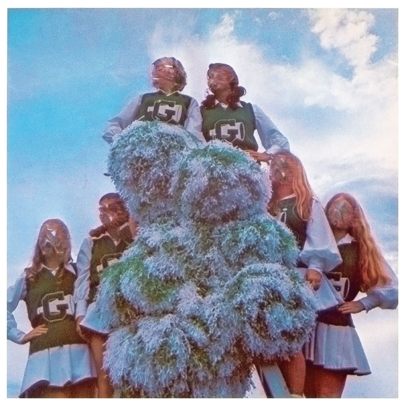 Sleigh Bells 'Treats'