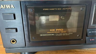 Aiwa AD-F370 Kassettendeck