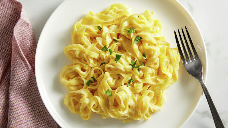 Classic Alfredo Pasta