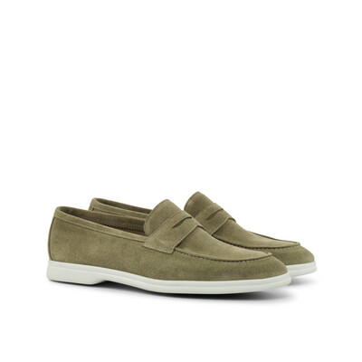 Cru Nonpareil Hasely Moccasin In Khaki 
