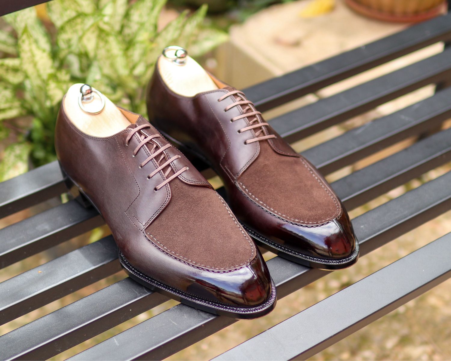 “Roomor II” Split Toe Derby