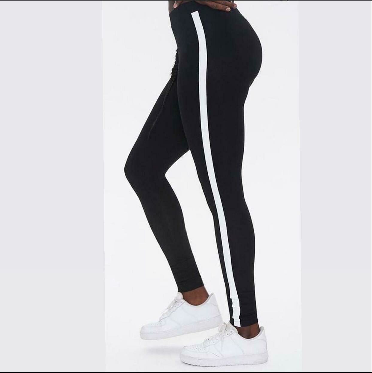 Black/White Stripe Leggings